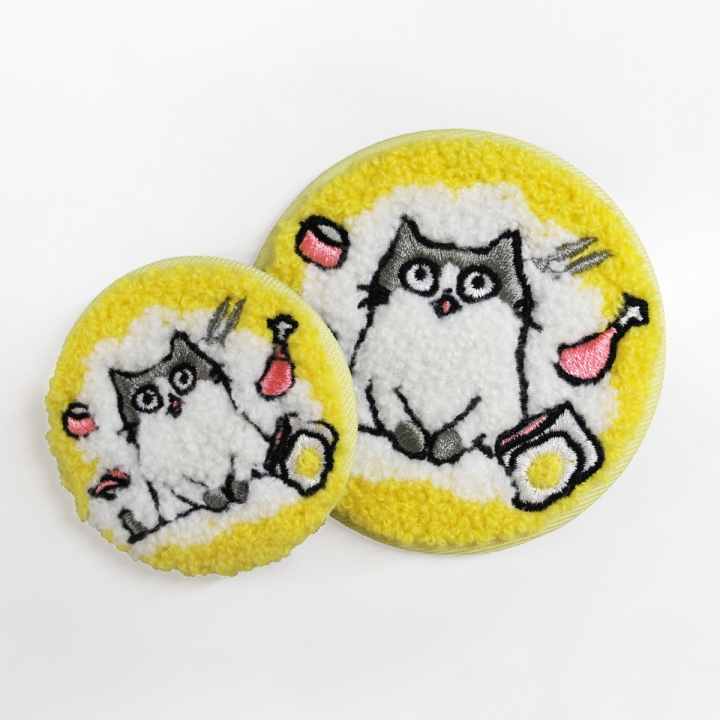 サガラ＆タタミ刺繍_57mm缶バッジ