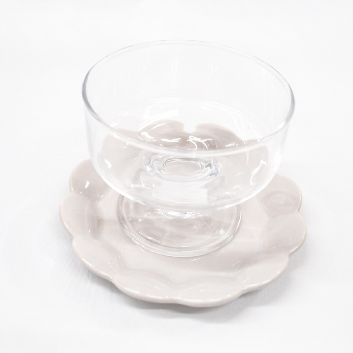 レトロ喫茶店アイスクリームグラス