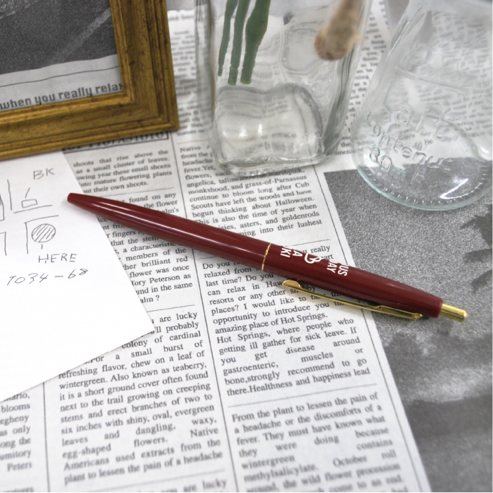 軸色組み替えボールペン