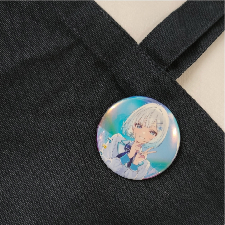 オーロラ缶バッジ57mm