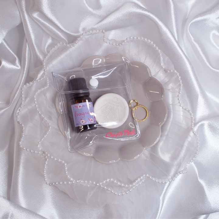 ポーチ入りアロマセット