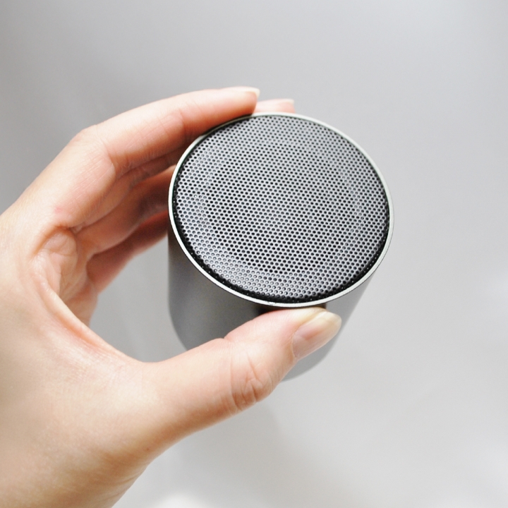 ワイヤレススピーカー