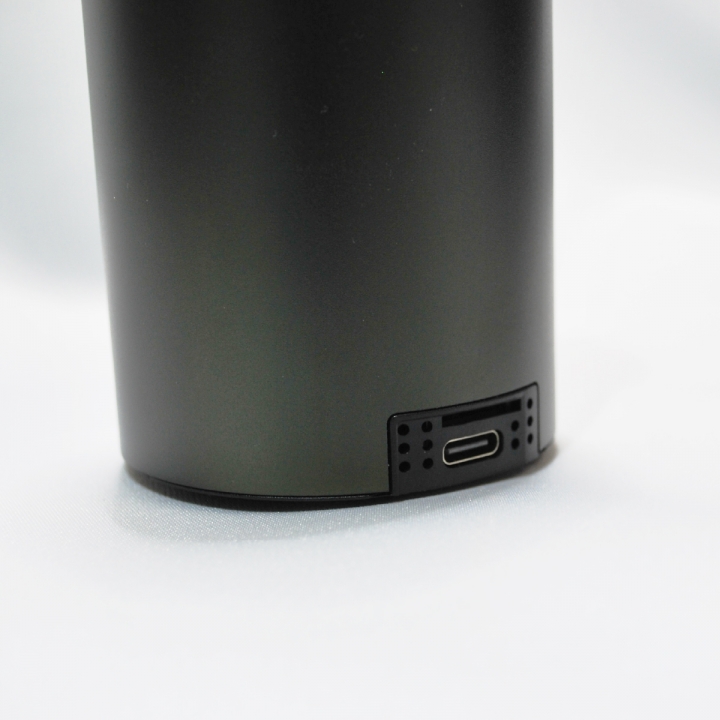 ワイヤレススピーカー